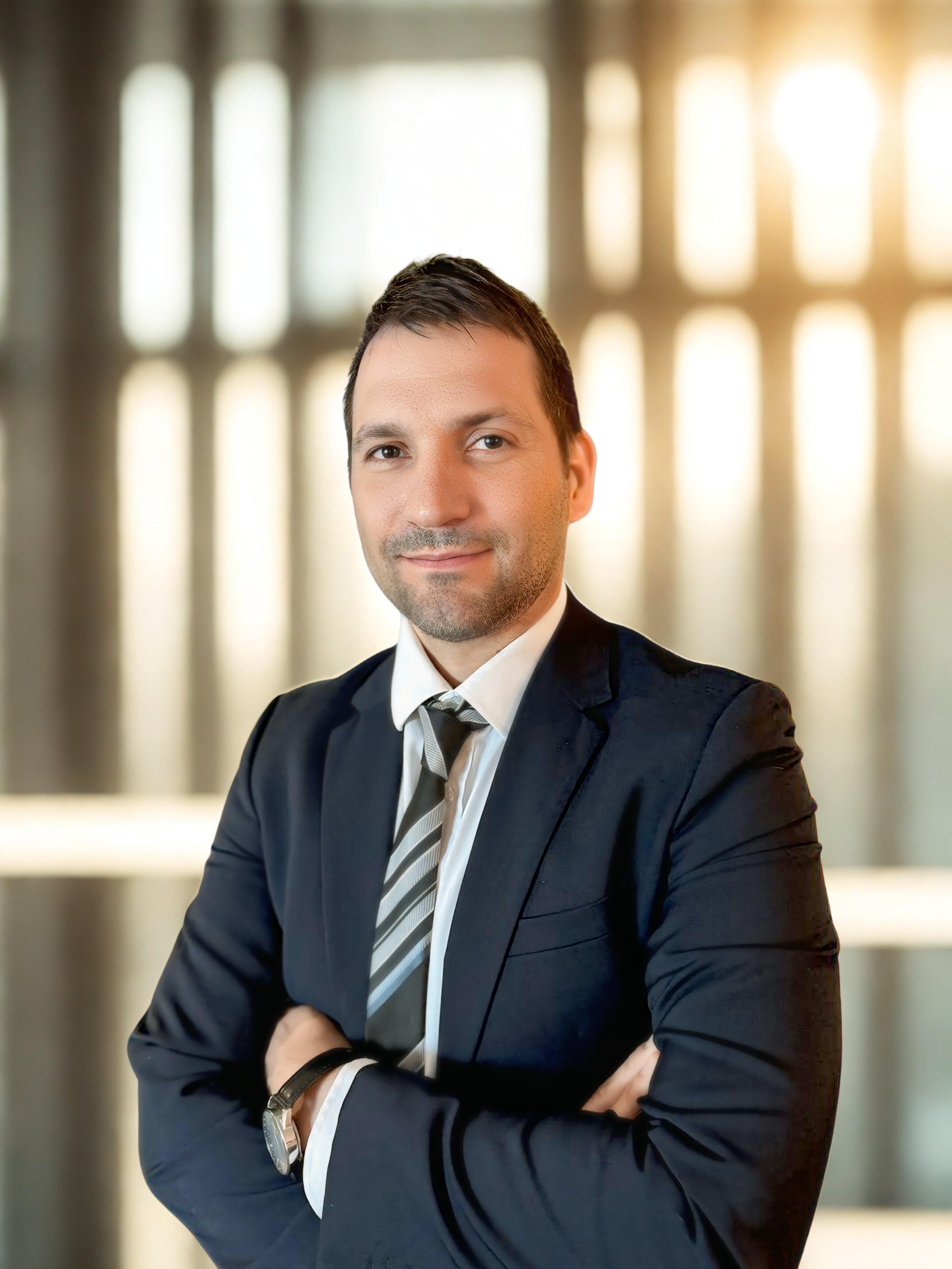             Коверзнев Артем Николаевич
    